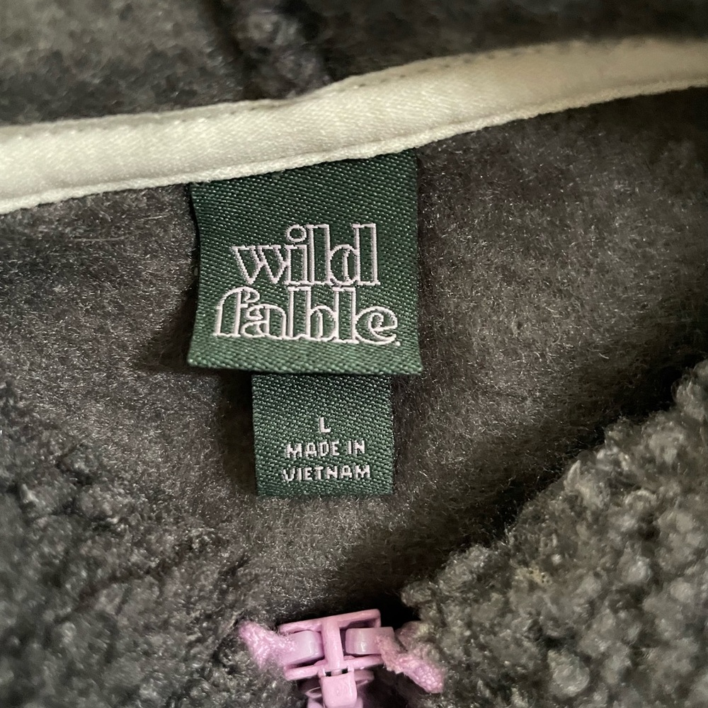 Wild Fable Women’s Sherpa Half Zip Cropped Hooded Sweatshirt - Picture 12 of 16